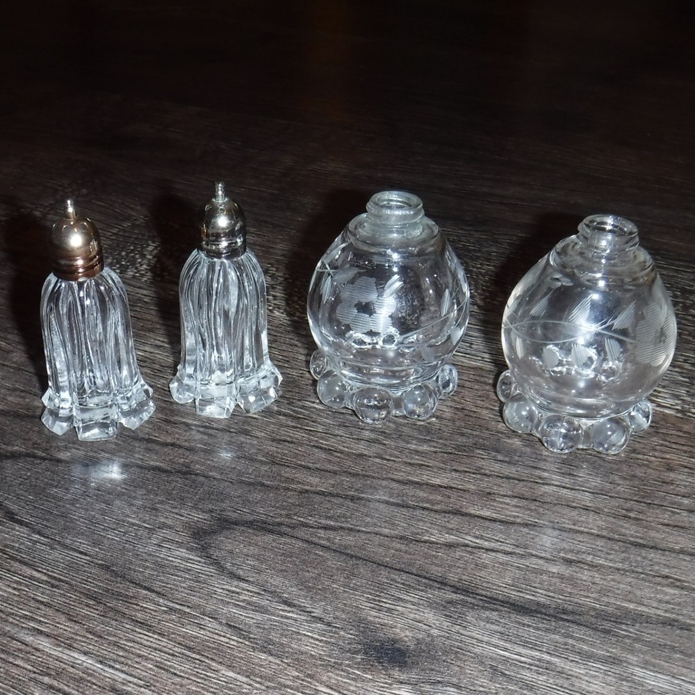 Vintage Etched Floral Glass Salt and Pepper Shakers, Made‎ in Japan, Set of 4